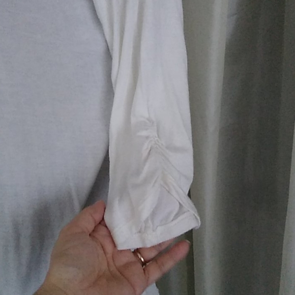 Cardigan - Picture 2 of 7